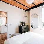 Luxury Flat Next To Galata And Metro W View * Istambul
